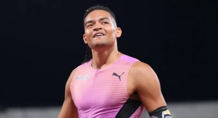 ΞΑΝΑ ΠΑΝΩ ΑΠΟ 6μ Ο ΕΜΜΑΝΟΥΗΛ ΚΑΡΑΛΗΣ