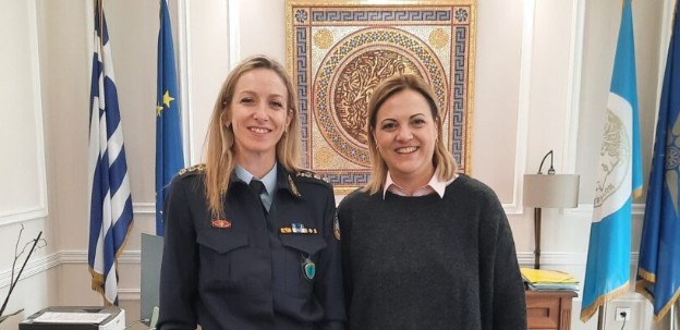 ΣΥΝΑΝΤΗΣΗ ΤΗΣ ΔΗΜΑΡΧΟΥ ΣΕΡΡΩΝ ΒΑΡΒΑΡΑΣ ΜΗΤΛΙΑΓΚΑ ΜΕ ΤΗΝ ΝΕΑ ΑΣΤΥΝΟΜΙΚΗ ΔΙΕΥΘΥΝΤΡΙΑ ΕΥΑΓΓΕΛΙΑ ΔΟΥΜΑ