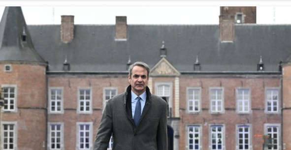 Ο ΚΥΡΙΑΚΟΣ ΜΗΤΣΟΤΑΚΗΣ ΣΥΜΜΕΤΕΙΧΕ ΣΤΗΝ ΑΤΥΠΗ ΣΥΝΟΔΟ ΚΟΡΥΦΗΣ ΣΤΟ ΚΑΣΤΡΟ  Alden Biesen