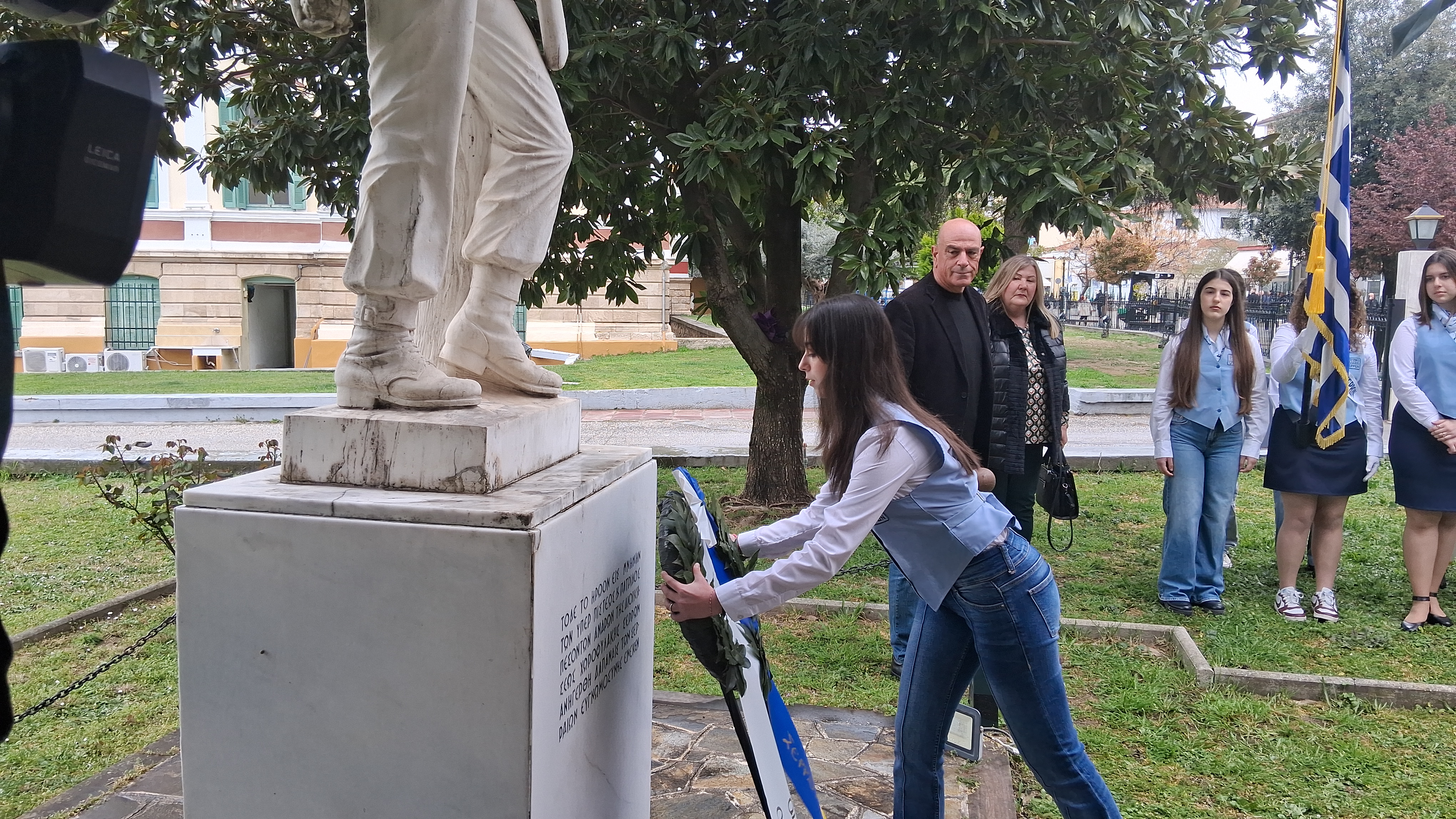 ΤΙΜΗ ΚΑΙ ΜΝΗΜΗ ΣΤΟΥΣ ΗΡΩΕΣ ΤΟΥ 1821 ΑΠΟ ΤΟΥΣ ΜΑΘΗΤΕΣ ΤΩΝ ΣΧΟΛΕΙΩΝ ΤΩΝ ΣΕΡΡΩΝ