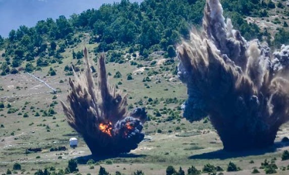 ΒΟΛΕΣ ΒΑΡΕΩΝ ΟΠΛΩΝ(ΒΟΠ) ΣΤΟ ΠΕΔΙΟ ΒΟΛΗΣ ΜΕΛΕΝΙΚΙΤΣΙΟΥ