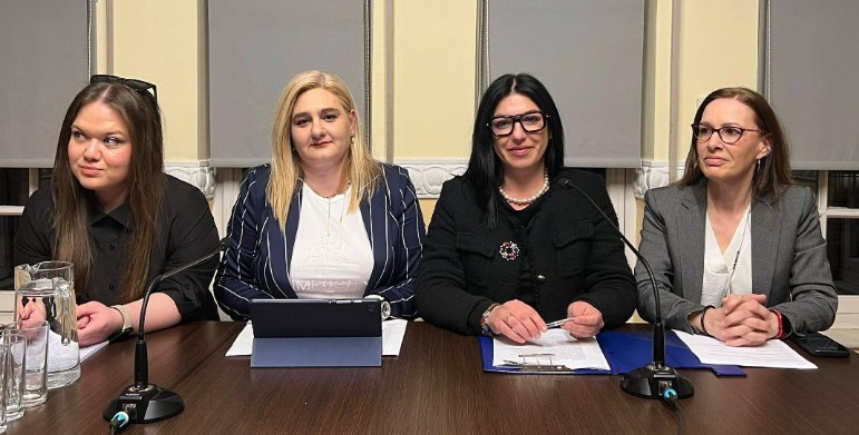 ΠΡΑΓΜΑΤΟΠΟΙΗΘΗΚΕ ΕΚΔΗΛΩΣΗ ΑΠΟ ΤΟ ΜΟΡΦΩΤΙΚΟ ΙΔΡΥΜΑ ΤΗΣ ΕΣΗΕΜ-Θ ΜΕ ΑΦΟΡΜΗ ΤΗΝ ΠΑΓΚΟΣΜΙΑ ΗΜΕΡΑ ΤΗΣ ΓΥΝΑΙΚΑΣ