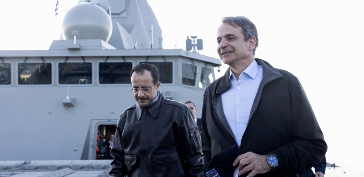 ΕΠΙΣΚΕΨΗ ΜΗΤΣΟΤΑΚΗ – ΧΡΙΣΤΟΔΟΥΛΙΔΗ ΣΤΗ ΦΡΕΓΑΤΑ «ΚΙΜΩΝ»