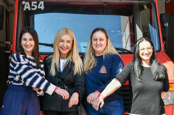 ΦΩΤΕΙΝΗ ΑΡΑΜΠΑΤΖΗ: «Μαζί πιο Δυνατές» ΣΥΜΒΟΛΙΚΗ ΚΙΝΗΣΗ ΓΙΑ ΤΗΝ ΗΜΕΡΑ ΤΗΣ ΓΥΝΑΙΚΑΣ