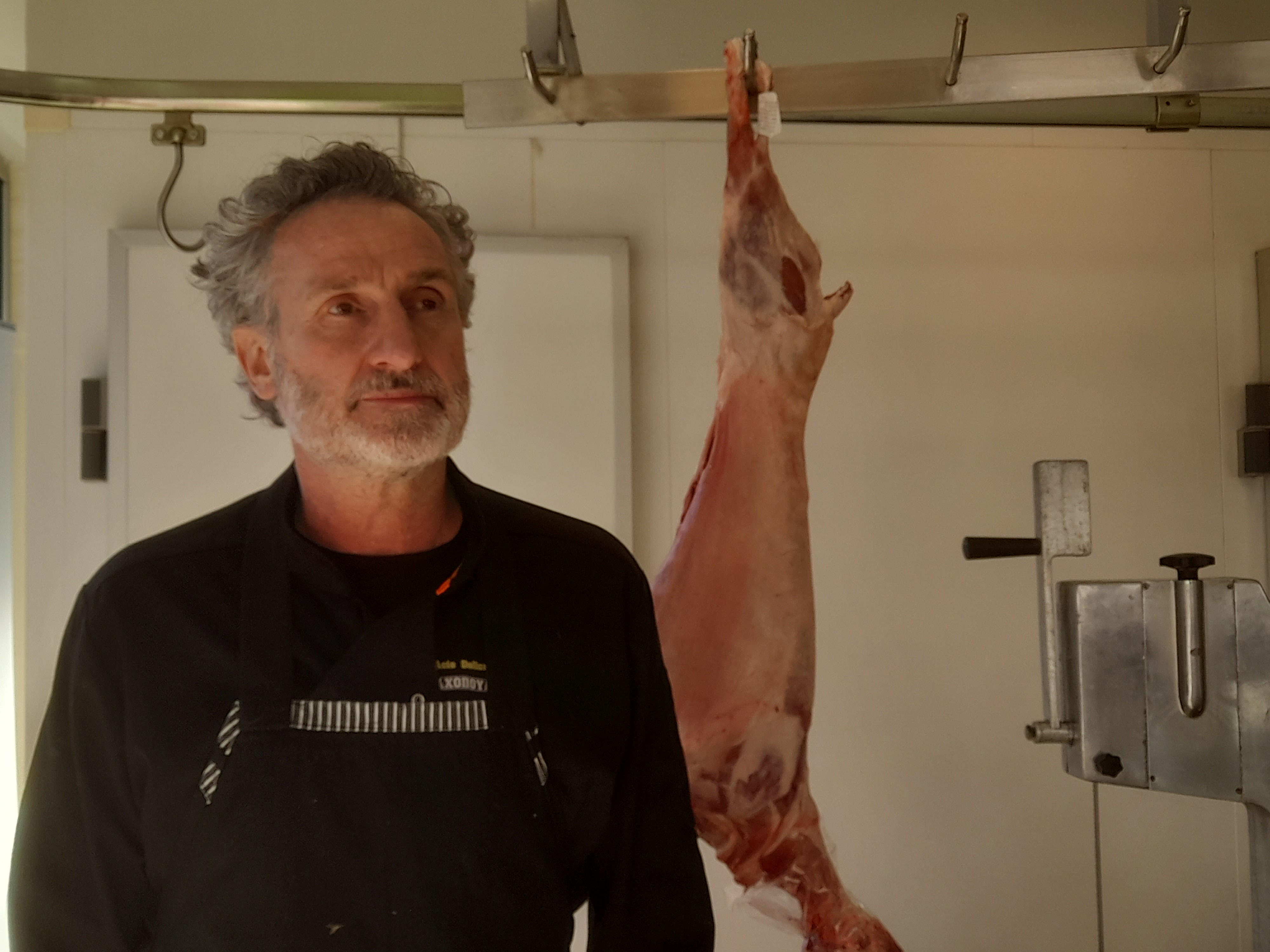 ΚΟΡΥΦΩΣΗ ΤΗΣ ΑΓΟΡΑΣΤΙΚΗΣ ΚΙΝΗΣΗΣ ΓΙΑ ΤΙΣ ΠΑΣΧΑΛΙΑΤΙΚΕΣ ΑΓΟΡΕΣ ΚΑΙ ΣΤΙΣ ΣΕΡΡΕΣ ΜΕ ΤΟ ΑΡΝΙ ΝΑ ΚΥΡΙΑΡΧΕΙ