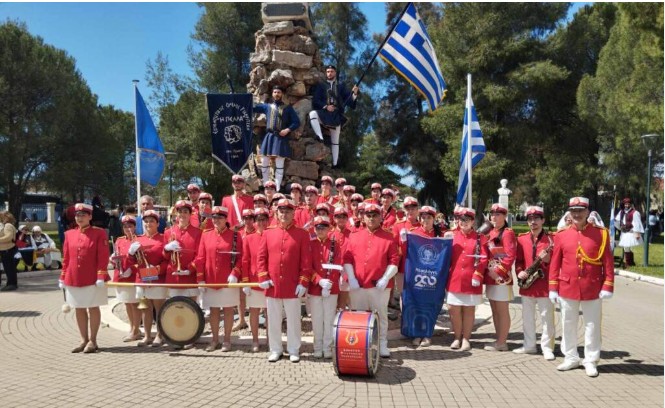 Η ΦΙΛΑΡΜΟΝΙΚΗ ΠΕΝΤΑΠΟΛΗΣ ΤΟΥ ΔΗΜΟΥ ΕΜ. ΠΑΠΠΑ ΒΡΕΘΗΚΕ ΣΤΙΣ ΕΟΡΤΑΣΤΙΚΕΣ ΕΚΔΗΛΩΣΕΙΣ ΓΙΑ ΤΑ 200 ΧΡΟΝΙΑ ΤΗΣ ΕΞΟΔΟΥ ΤΟΥ ΜΕΣΟΛΟΓΓΙΟΥ