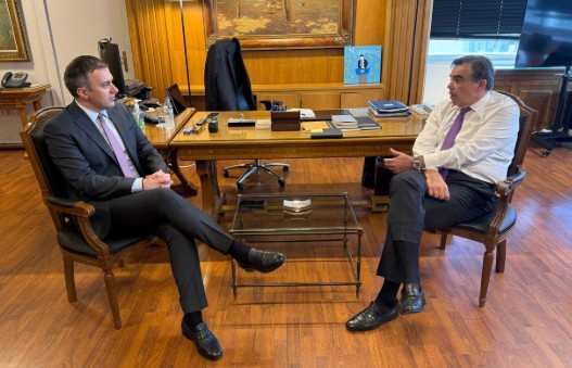 ΣΥΝΑΝΤΗΣΗ ΤΑΣΟΥ ΧΑΤΖΗΒΑΣΙΛΕΙΟΥ ΜΕ ΜΑΡΓΑΡΙΤΗ ΣΧΟΙΝΑ ΓΙΑ ΖΗΤΗΜΑΤΑ ΤΩΝ ΣΕΡΡΩΝ