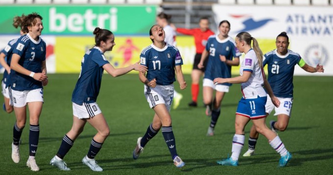 Η ΕΘΝΙΚΗ ΓΥΝΑΙΚΩΝ ΠΟΔΟΣΦΑΙΡΟΥ ΑΝΕΒΗΚΕ ΣΤΗ League B ΚΑΙ ΣΥΝΕΧΕΙΖΕΙ ΣΤΑ ΠΛΕΙ-ΟΦ ΓΙΑ ΤΟ ΜΟΥΝΤΙΑΛ 2027