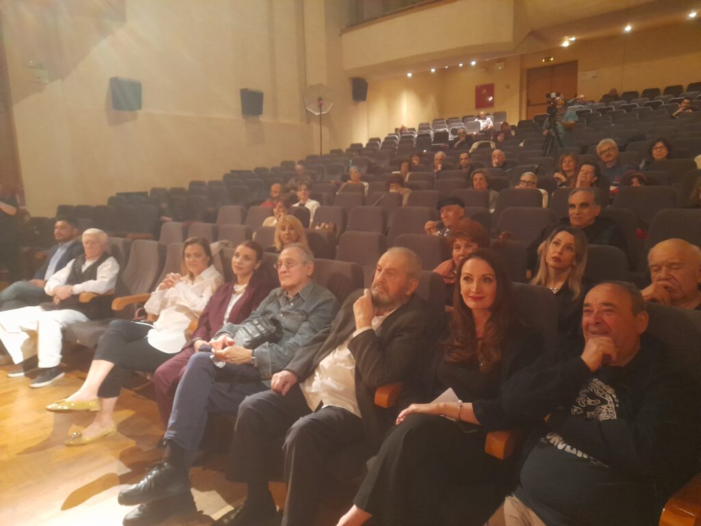 «ΒΑΣΙΛΗΣ ΠΑΠΑΒΑΣΙΛΕΙΟΥ» ΠΛΕΟΝ Η ΚΕΝΤΡΙΚΗ ΣΚΗΝΗ ΤΟΥ ΔΗΜΟΤΙΚΟΥ ΘΕΑΤΡΟΥ «ΑΣΤΕΡΙΑ» ΣΕΡΡΩΝ 3 20260516 211232 onomatodosia