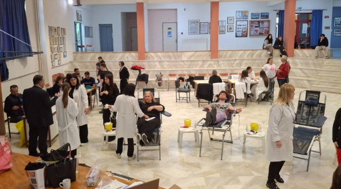 ΜΑΘΗΜΑΤΑ ΖΩΗΣ ΚΑΙ ΑΛΤΡΟΥΙΣΜΟΥ ΑΠΟ ΤΟ 2ο ΕΠΑΛ ΣΕΡΡΩΝ ΠΡΑΓΜΑΤΟΠΟΙΗΣΕ ΕΘΕΛΟΝΤΙΚΗ ΑΙΜΟΔΟΣΙΑ