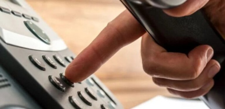 ΣΥΝΕΛΗΦΘΗ ΗΜΕΔΑΠΟΣ ΓΙΑ ΤΗΛΕΦΩΝΙΚΕΣ ΑΠΑΤΕΣ ΣΕ ΣΕΡΡΕΣ ΚΑΙ ΛΑΡΙΣΑ ΜΕ ΛΕΙΑ 38.400ΕΥΡΩ