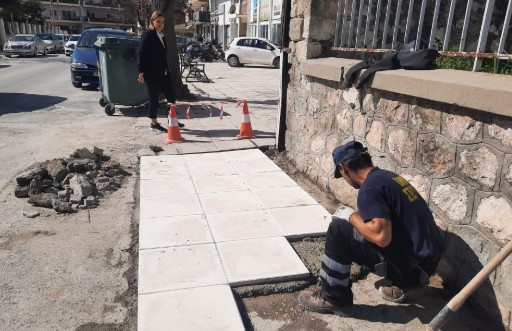 ΠΑΡΕΜΒΑΣΕΙΣ ΣΤΗΝ ΠΟΛΗ ΤΩΝ ΣΕΡΡΩΝ ΜΕ ΕΜΦΑΣΗ ΣΤΗΝ ΠΡΟΣΒΑΣΙΜΟΤΗΤΑ ΚΑΙ ΤΗΝ ΑΣΦΑΛΕΙΑ ΤΩΝ ΠΕΖΩΝ