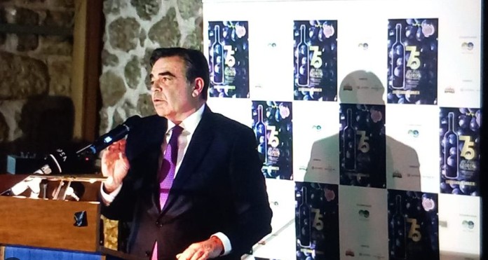 ΠΟΛΙΤΙΚΟ ΚΑΙ ΑΝΑΠΤΥΞΙΑΚΟ ΠΛΑΙΣΙΟ ΓΙΑ ΤΗΝ ΕΝΙΣΧΥΣΗ ΤΟΥ ΑΜΠΕΛΟΟΙΝΙΚΟΥ ΤΟΜΕΑ ΠΑΡΟΥΣΙΑΣΕ Ο ΥΠΟΥΡΓΟΣ ΑΓΡΟΤΙΚΗΣ ΑΝΑΠΤΥΞΗΣ ΜΑΡΓΑΡΙΤΗΣ ΣΧΟΙΝΑΣ